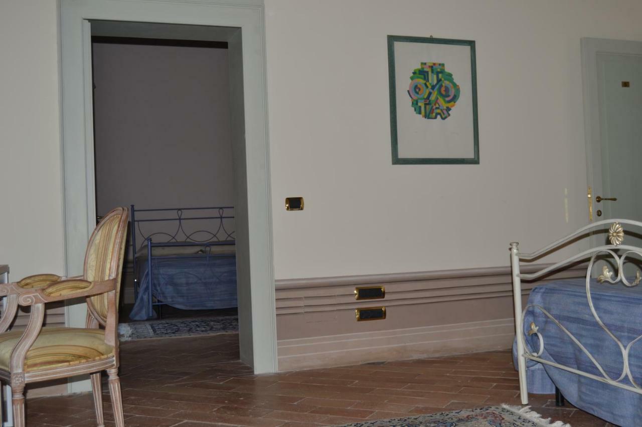 Palazzo Roberti Hotel Monte San Giusto Ngoại thất bức ảnh
