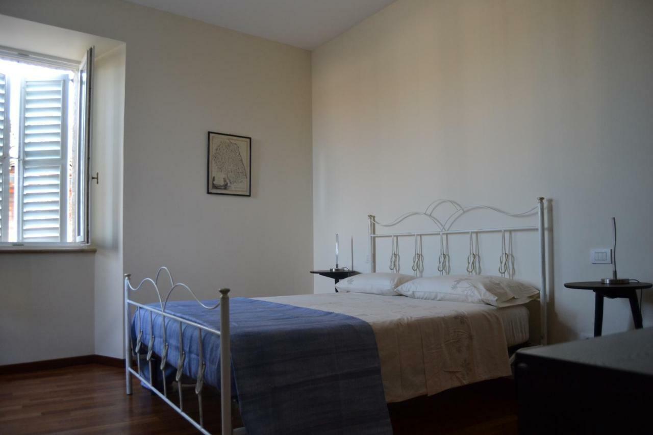 Palazzo Roberti Hotel Monte San Giusto Ngoại thất bức ảnh