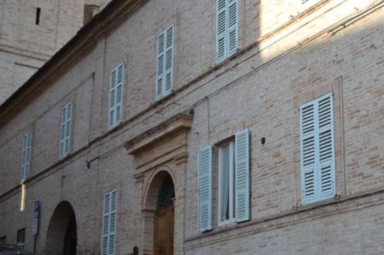 Palazzo Roberti Hotel Monte San Giusto Ngoại thất bức ảnh